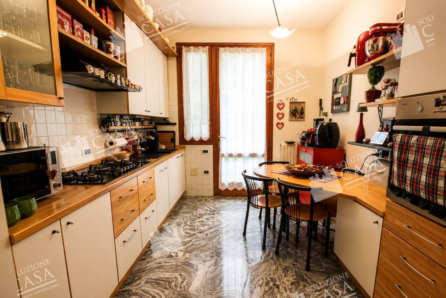 BIFAMILIARE in vendita a Calderara di Reno
