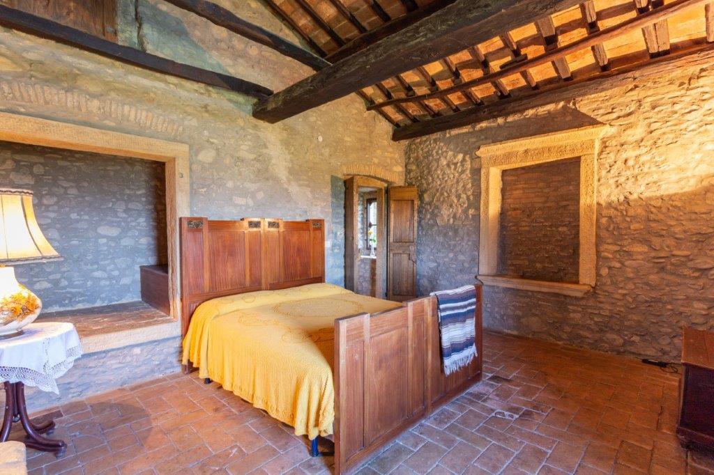 Villa con giardino a Borgo San Lorenzo