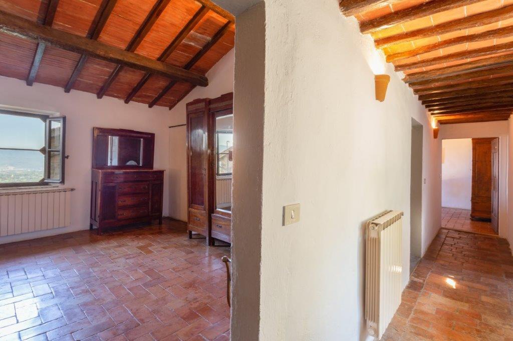 Villa con giardino a Borgo San Lorenzo