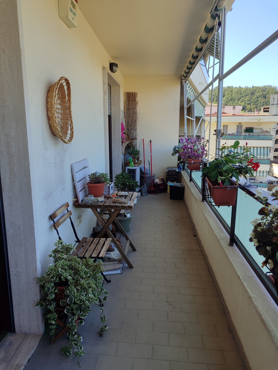 Quadrilocale con box in viale benedetto croce, Firenze