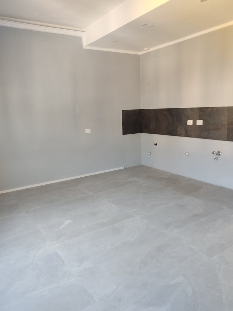 Trilocale con terrazzo a Signa