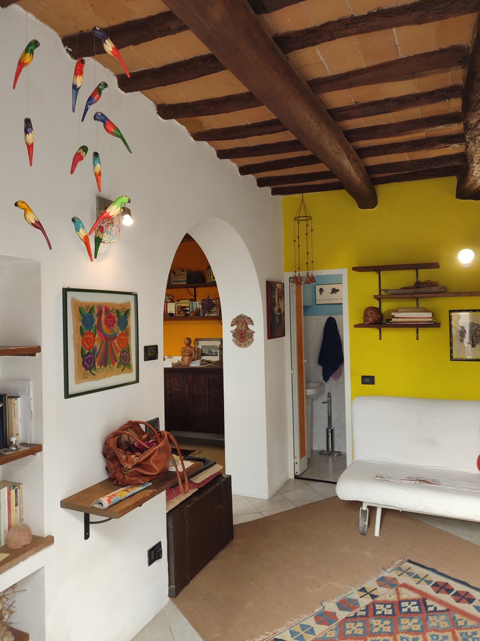 Casa indipendente ristrutturata in via arcivescovo limberti, Prato