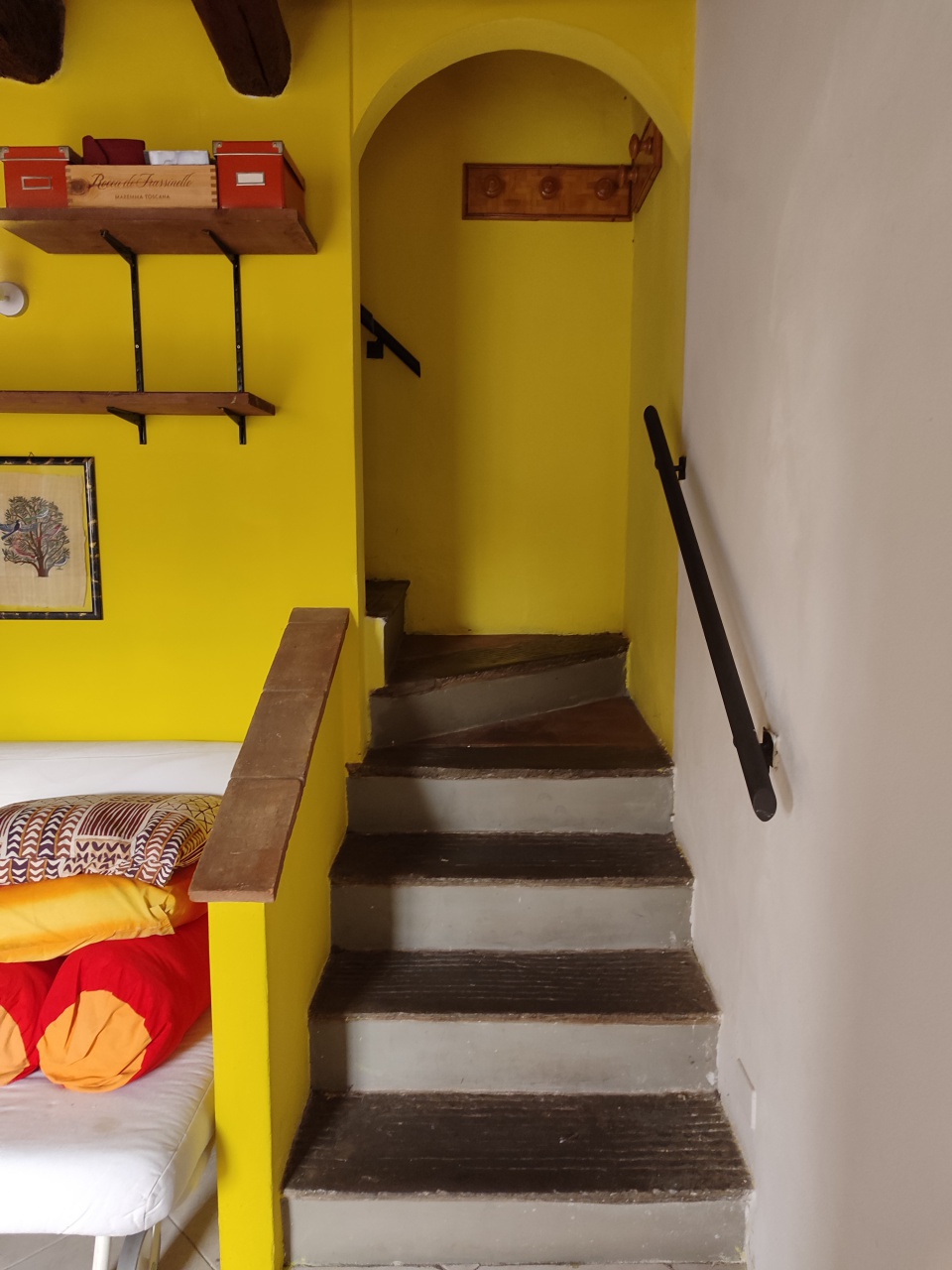 Casa indipendente ristrutturata in via arcivescovo limberti, Prato