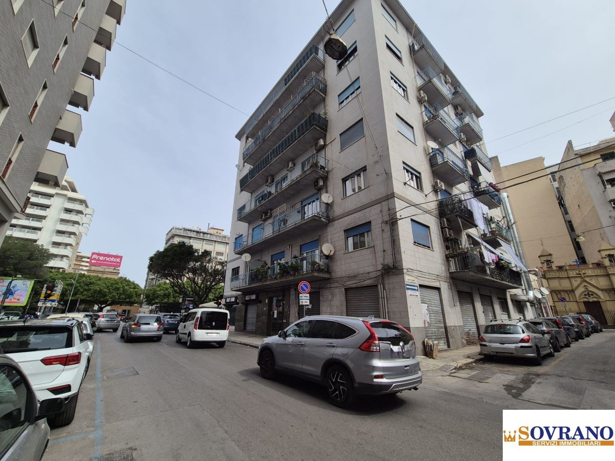 Quadrilocale in vendita a Palermo