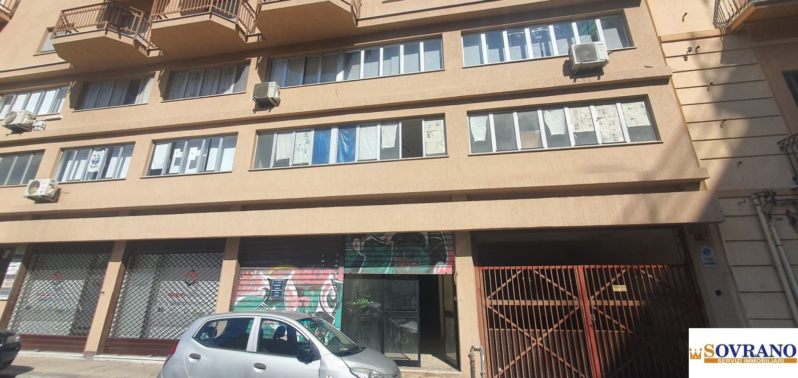Locale commerciale in vendita a Palermo