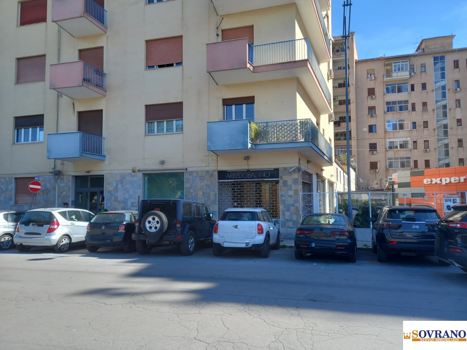 Locale commerciale in affitto a Palermo