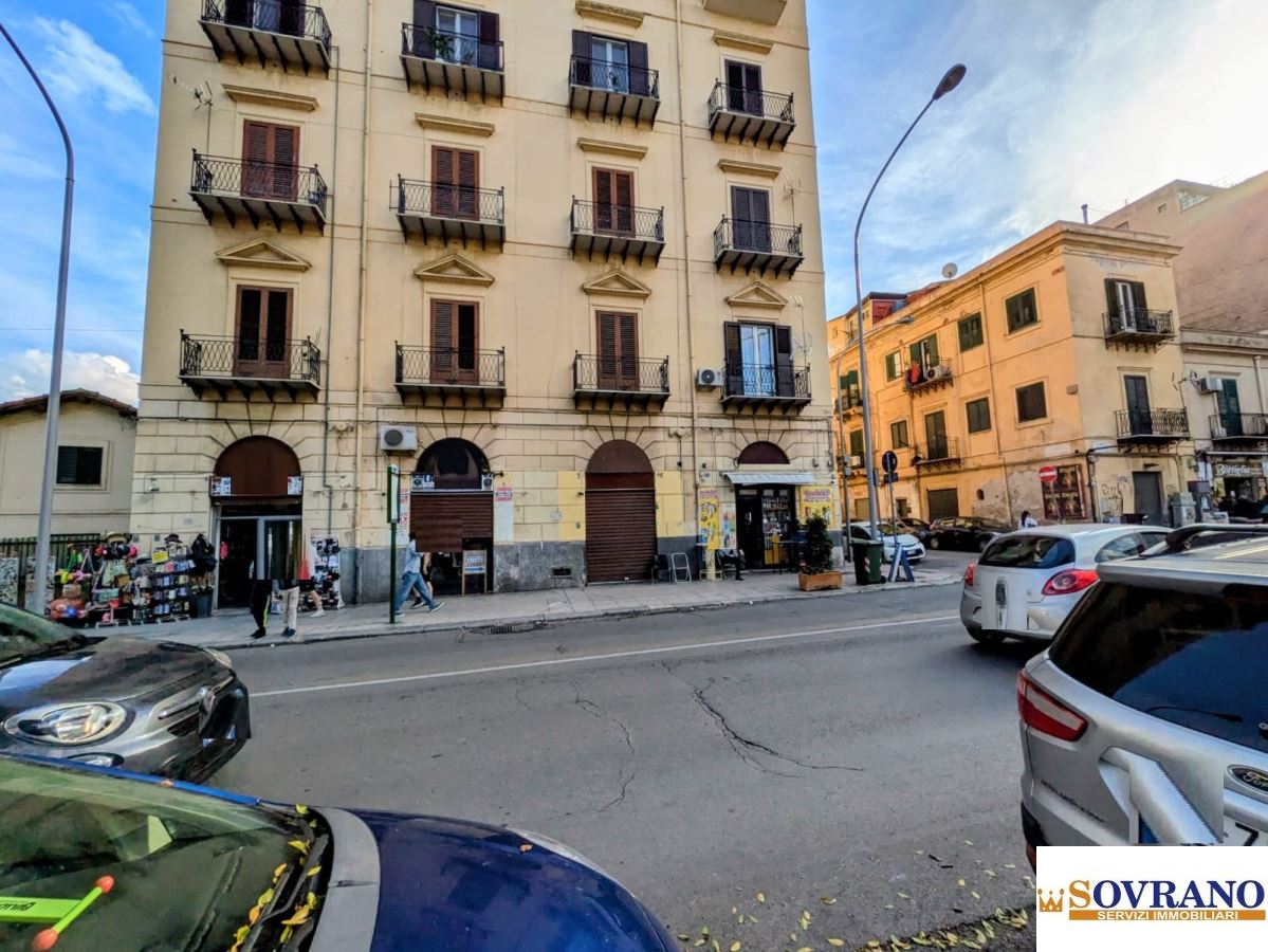 Locale commerciale in vendita a Palermo
