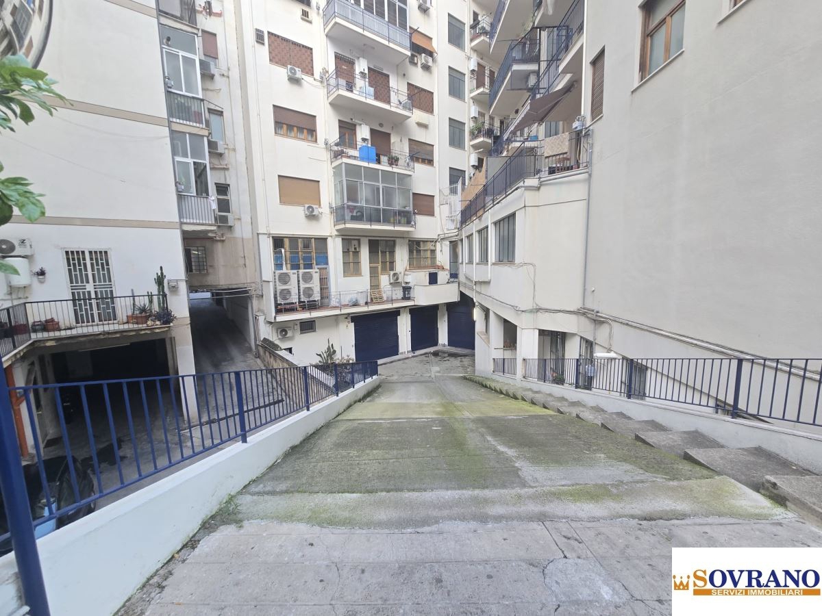 Box/Garage 50mq in affitto a Palermo