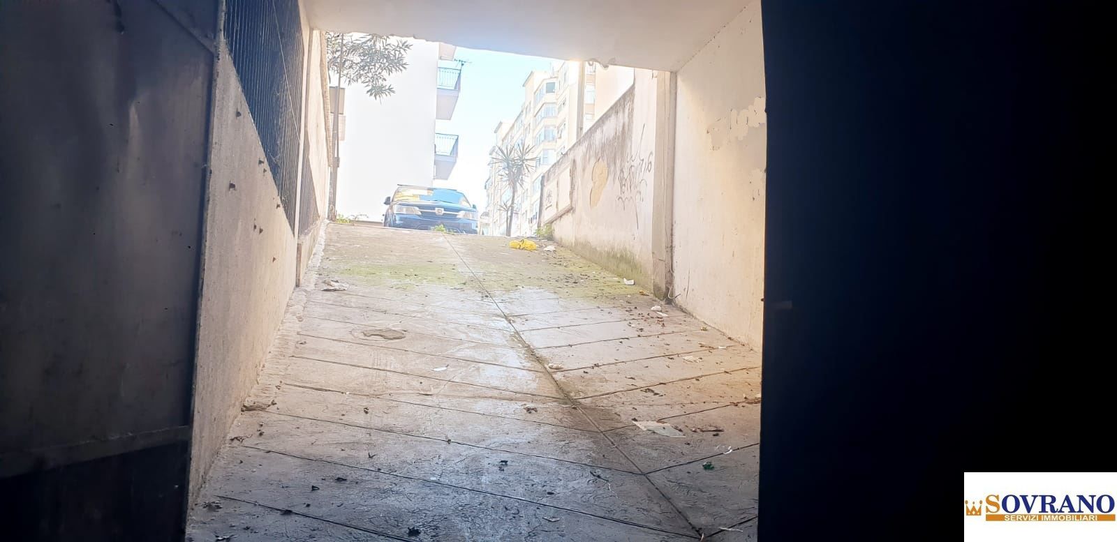 Magazzino in vendita a Palermo