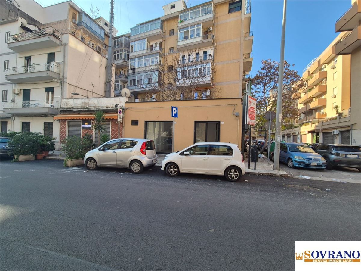 Locale commerciale in vendita a Palermo