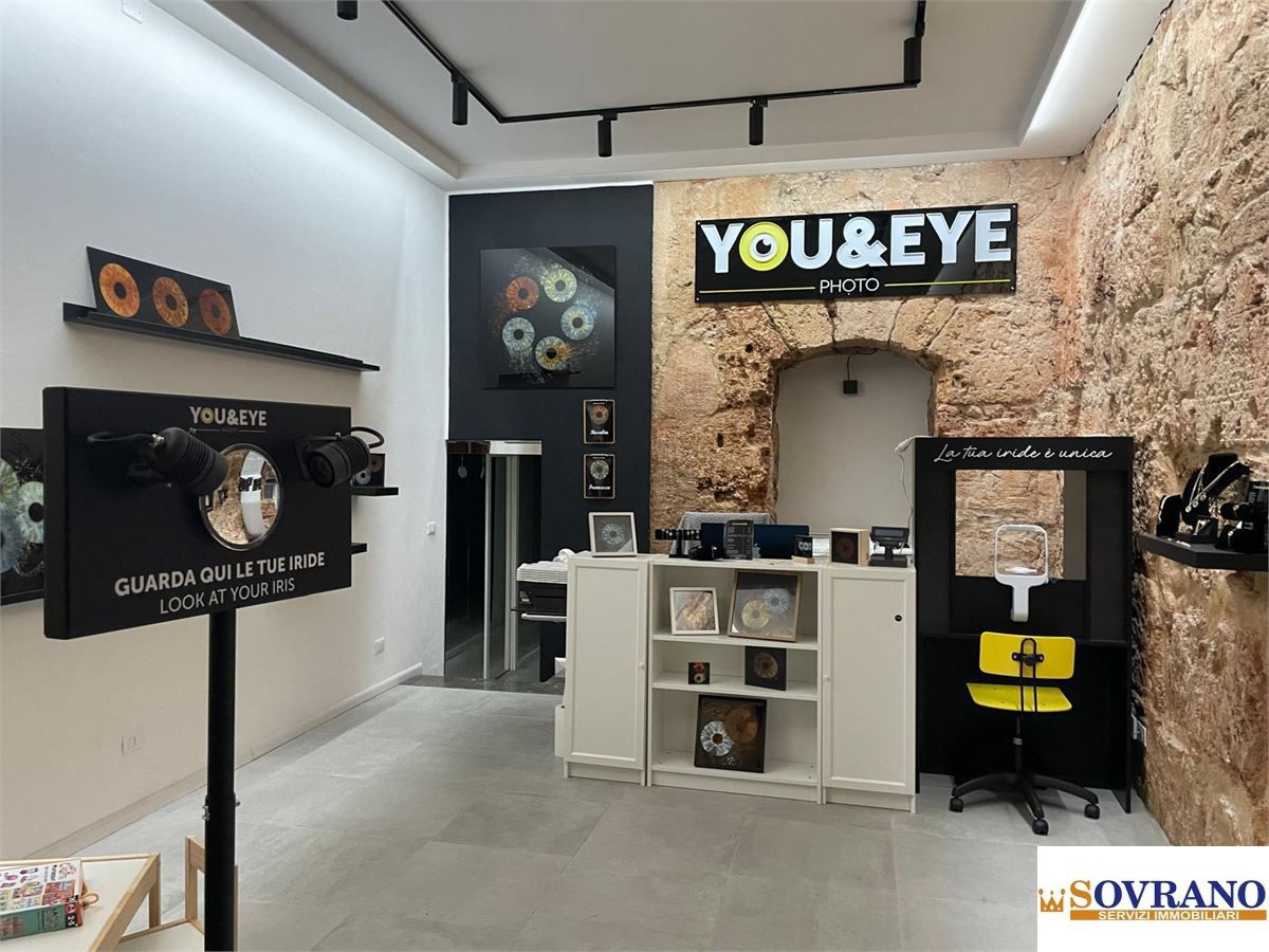 Locale commerciale in vendita a Palermo