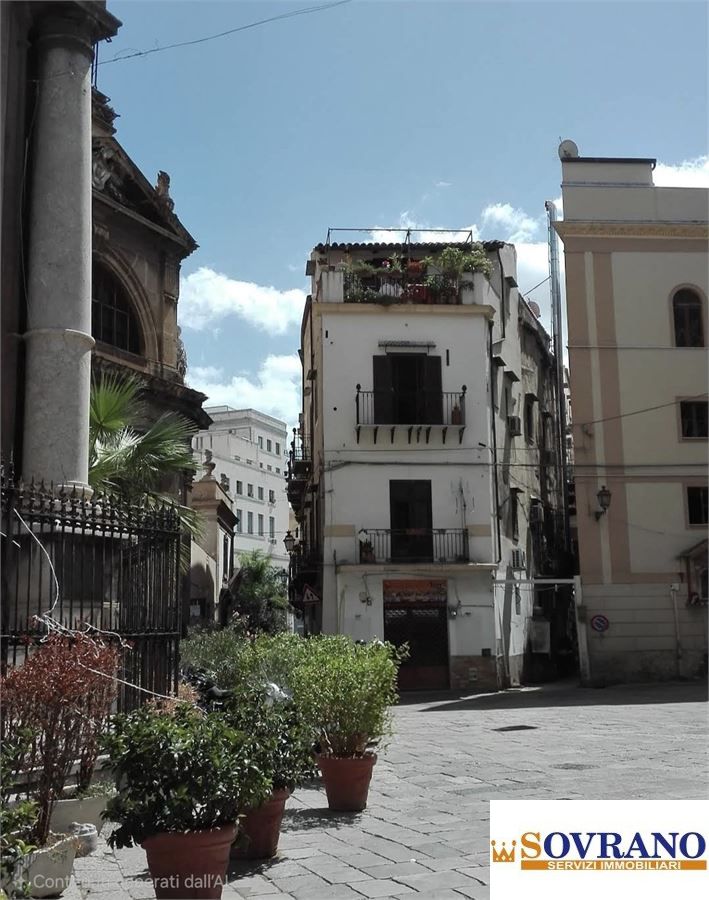 Locale commerciale in vendita a Palermo