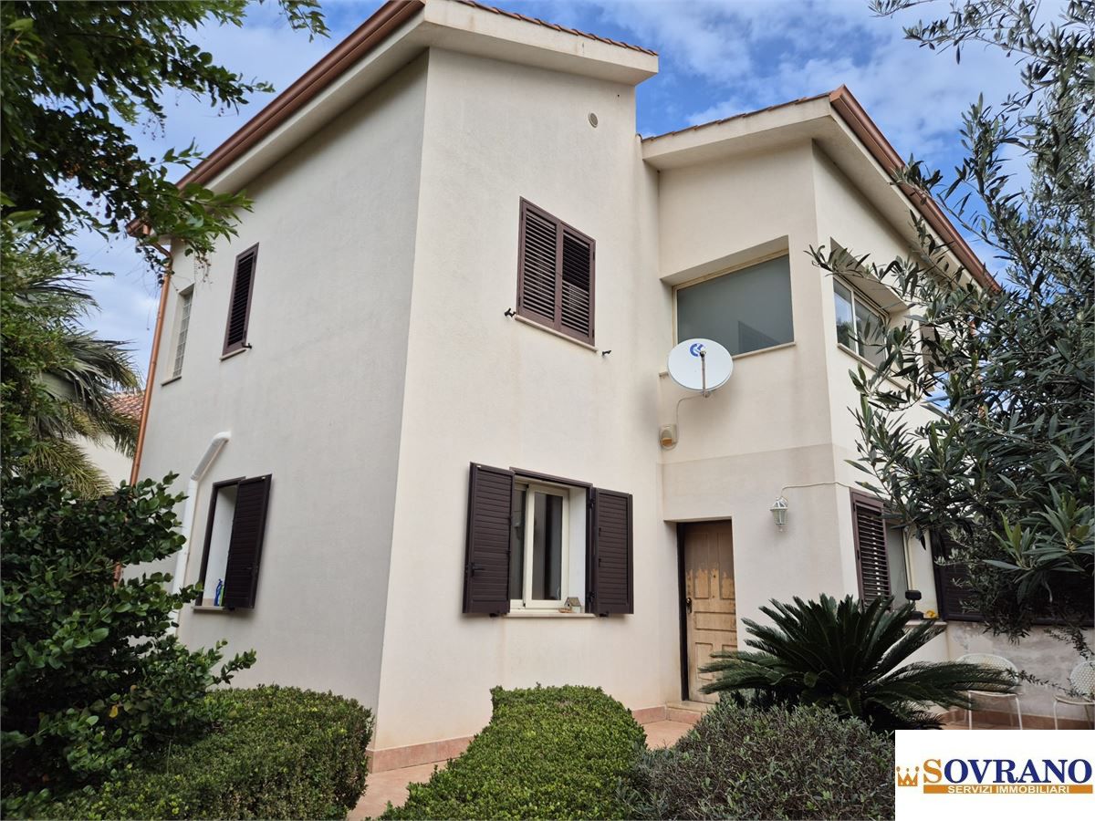 Villa in vendita a Carini