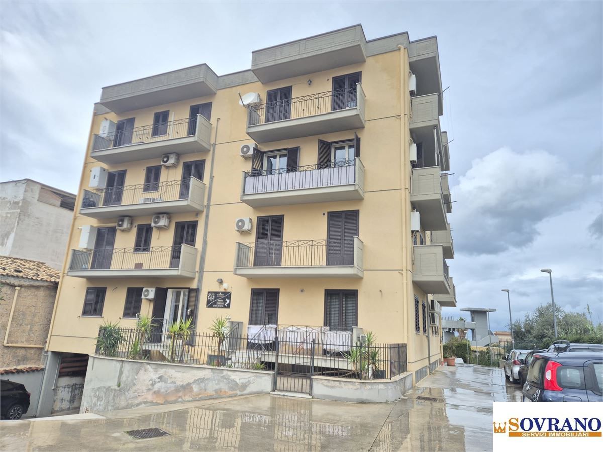 Quadrilocale in vendita a Carini