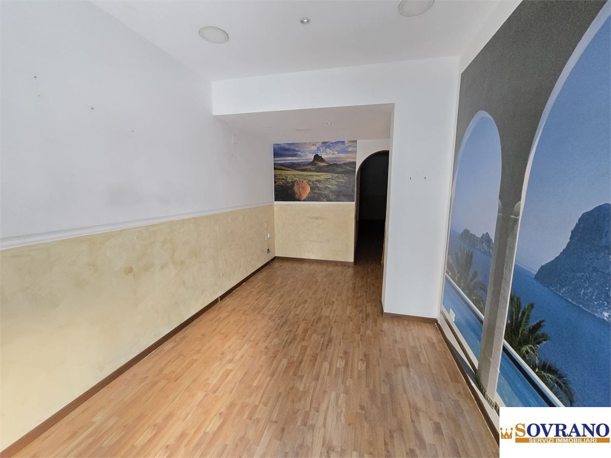 Locale commerciale in affitto a Palermo