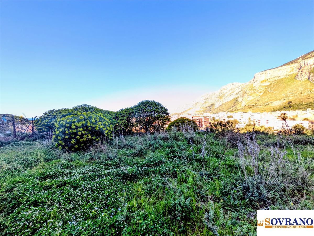 Terreno in vendita a Capaci