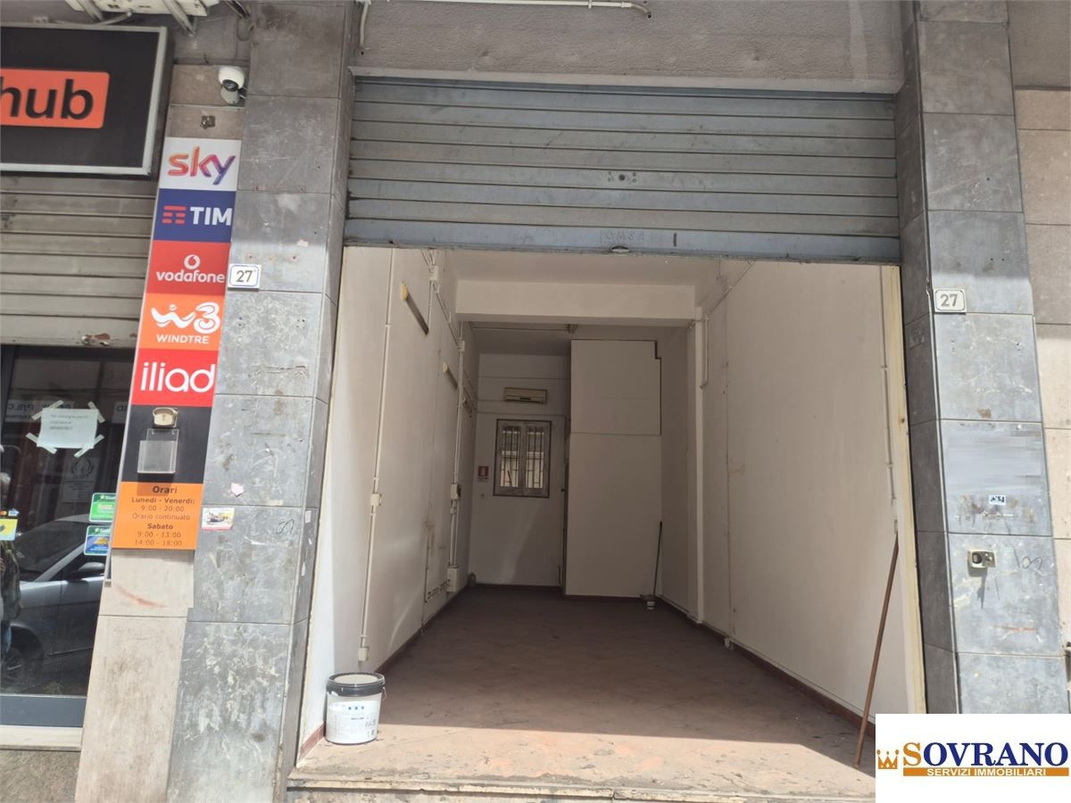 Locale commerciale in vendita a Palermo