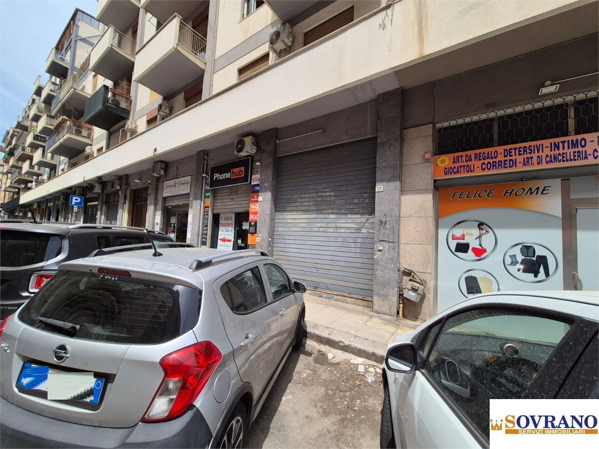 Locale commerciale in vendita a Palermo