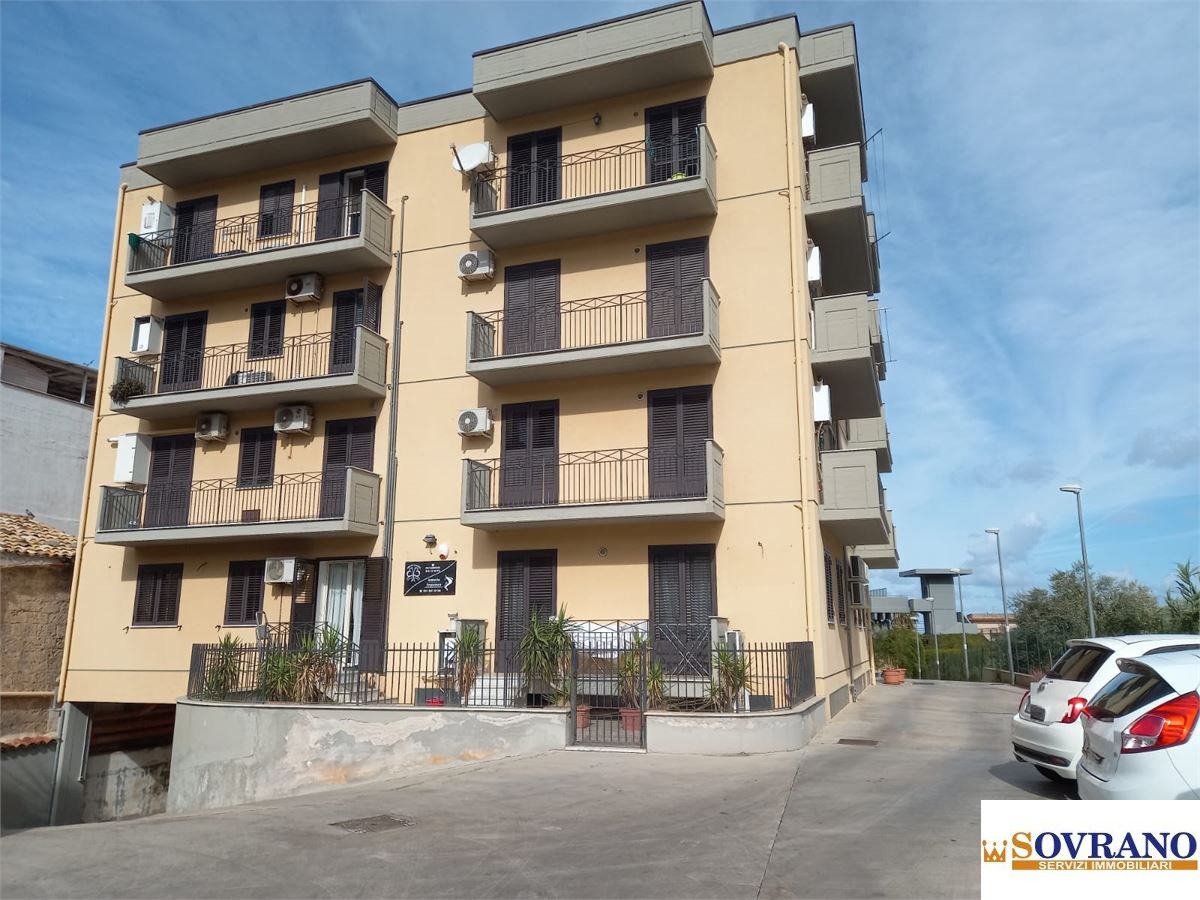 Quadrilocale in vendita a Carini