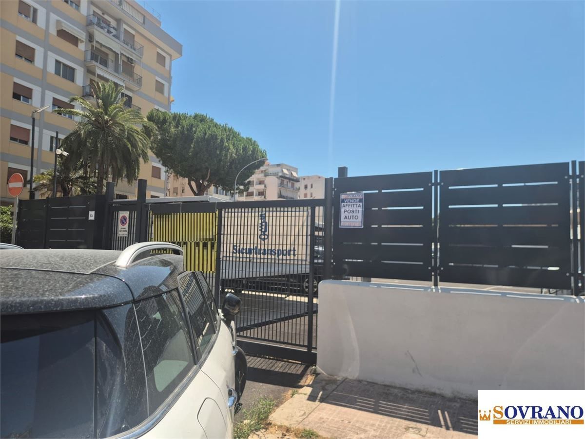 Box/Garage 12mq in affitto a Palermo