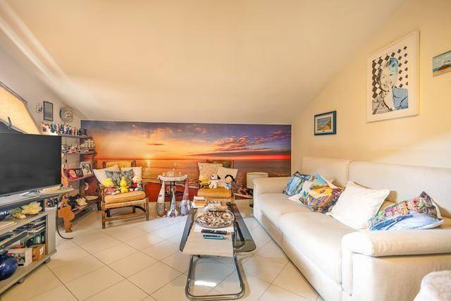 Quadrilocale con terrazzi, Pisa marina di