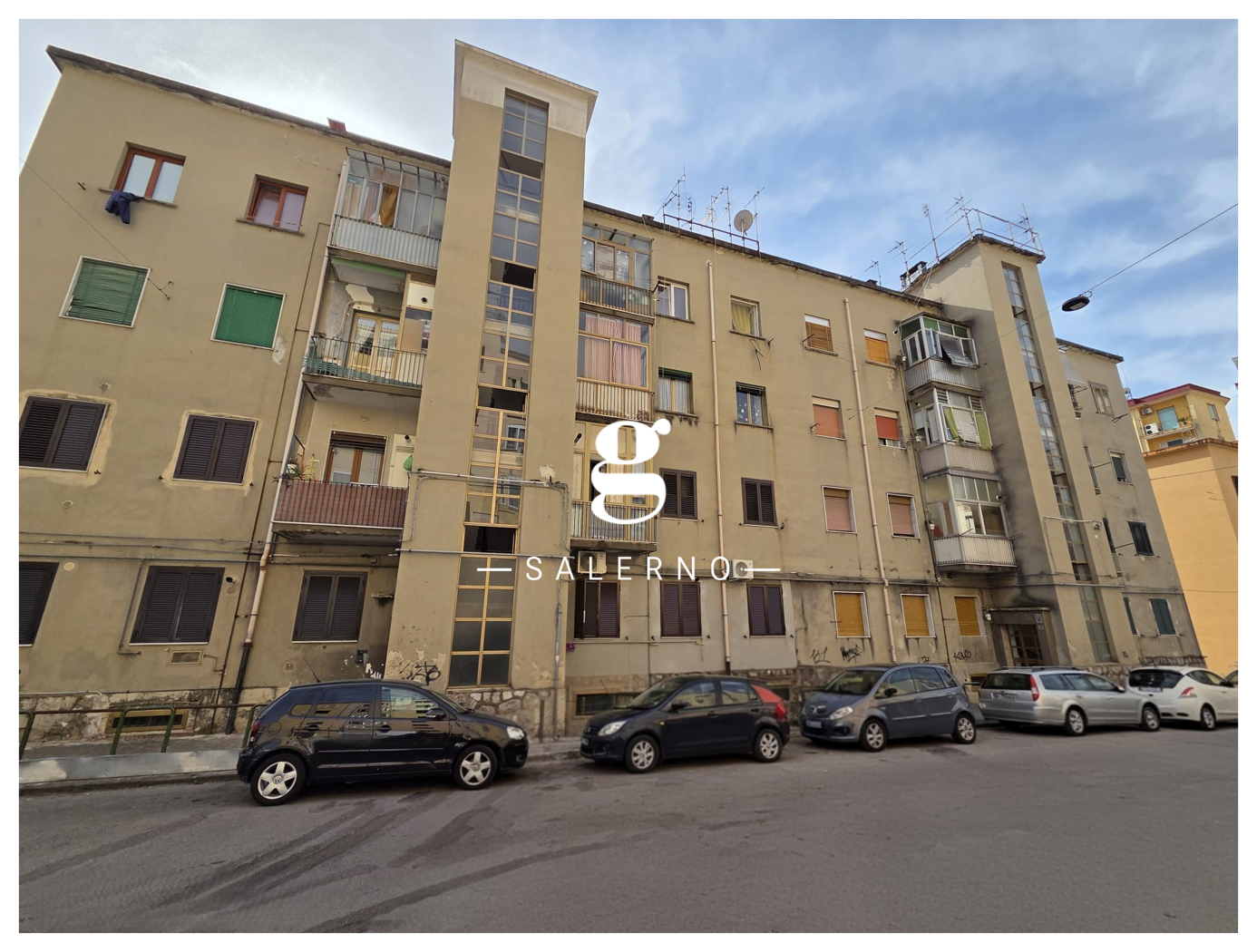 Trilocale da ristrutturare a Salerno