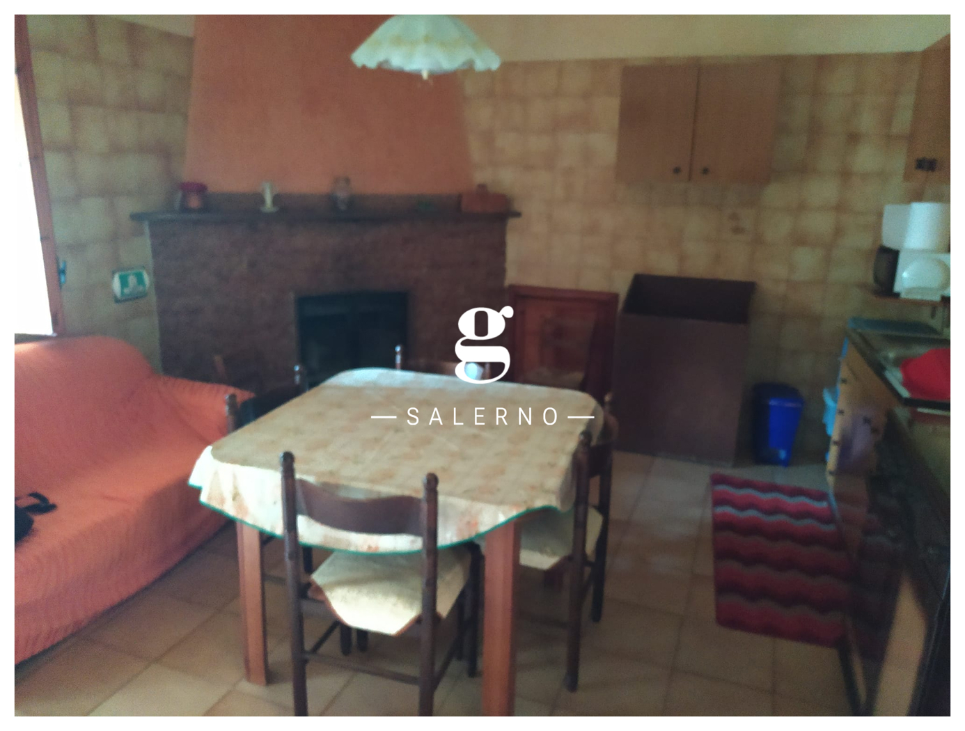 Stabile/Palazzo in vendita a Giffoni Sei Casali