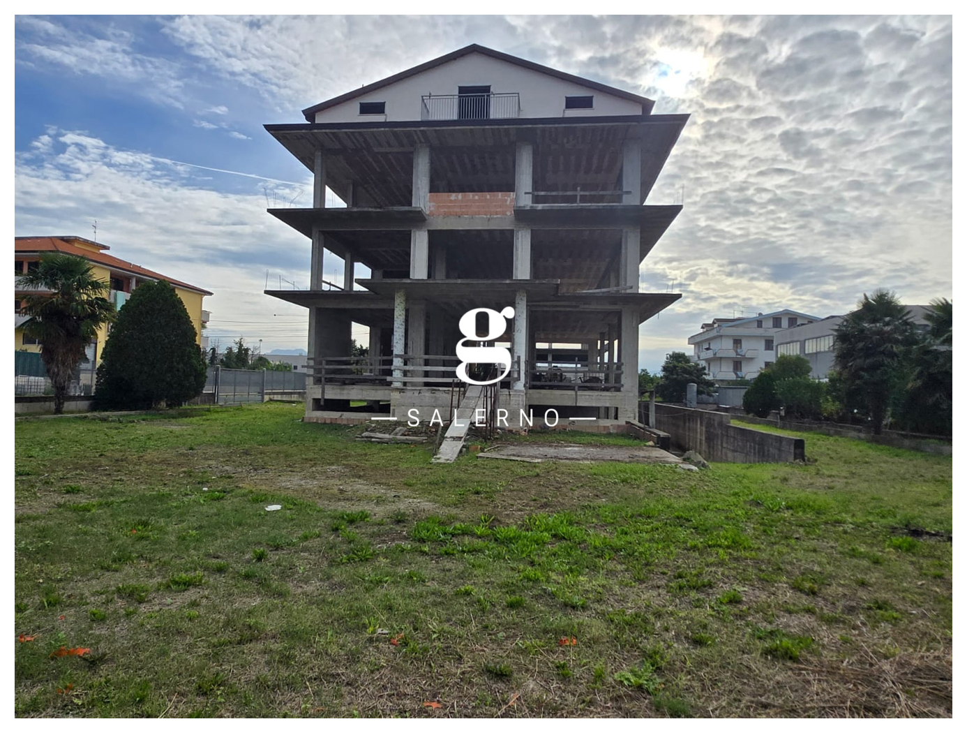 Stabile/Palazzo in vendita a Pontecagnano Faiano