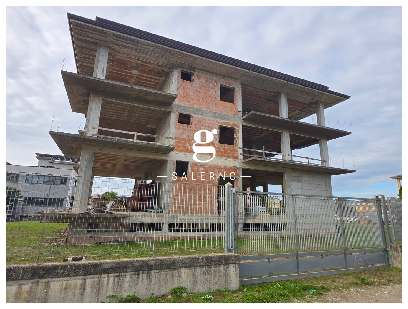 Stabile/Palazzo in vendita a Pontecagnano Faiano