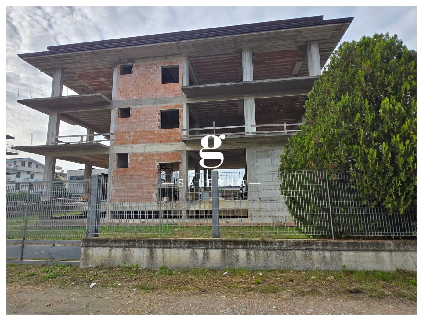 Stabile/Palazzo in vendita a Pontecagnano Faiano