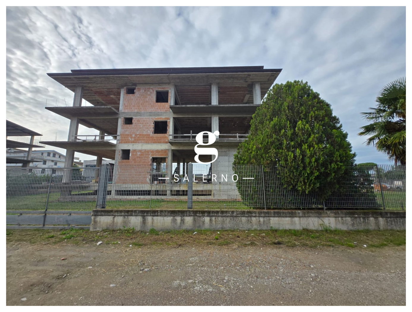 Stabile/Palazzo in vendita a Pontecagnano Faiano