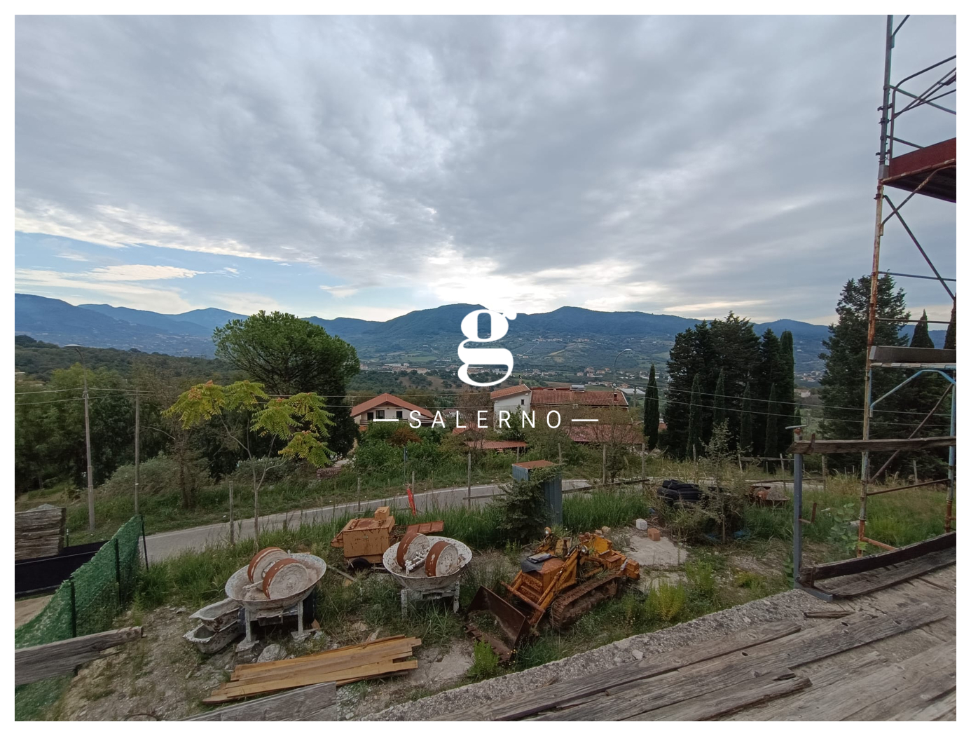 Casa indipendente con giardino a Giffoni Sei Casali