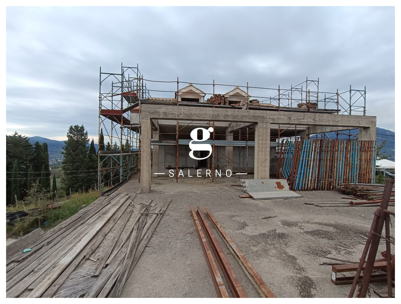 Casa indipendente con giardino a Giffoni Sei Casali