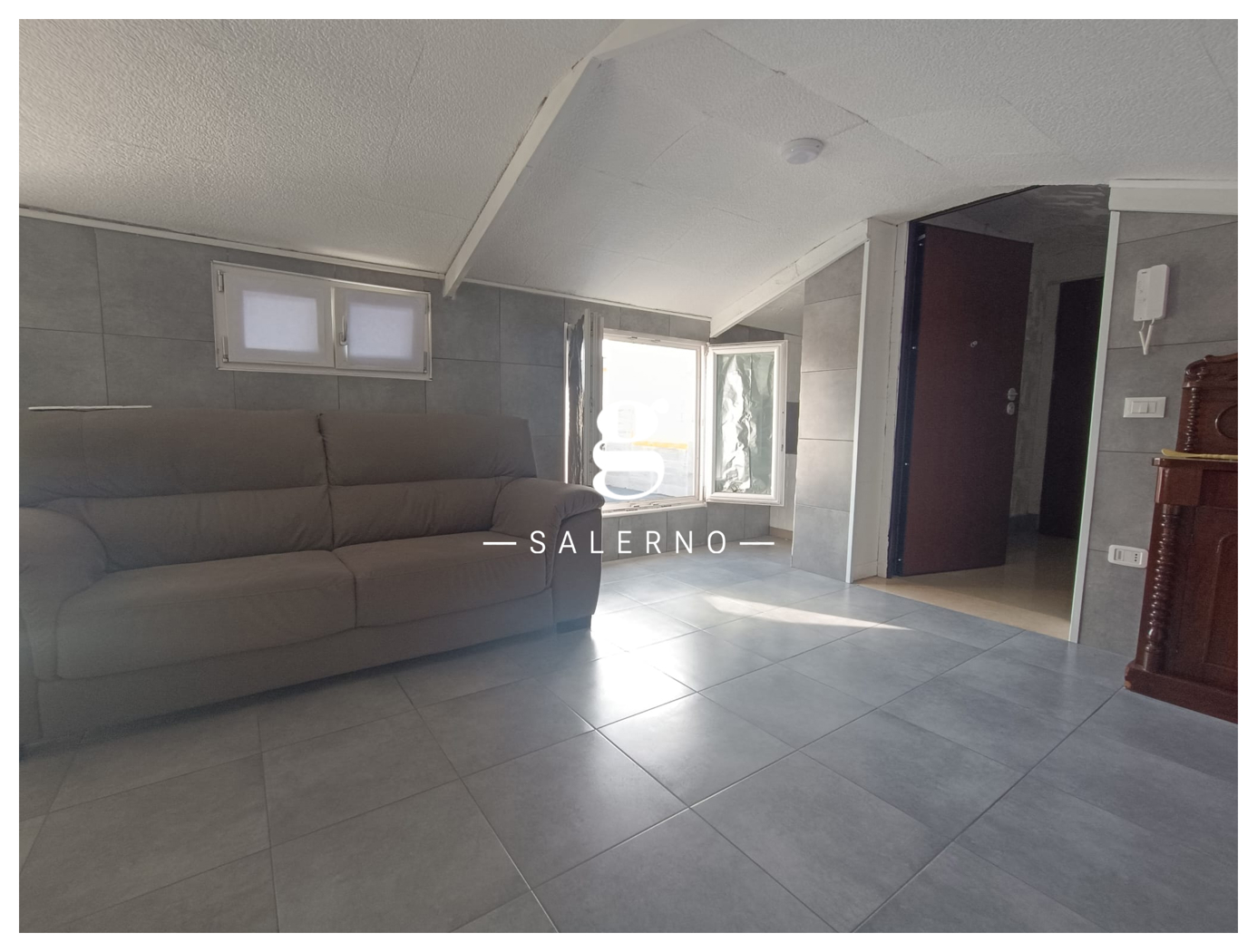 Attico ristrutturato a Pontecagnano Faiano