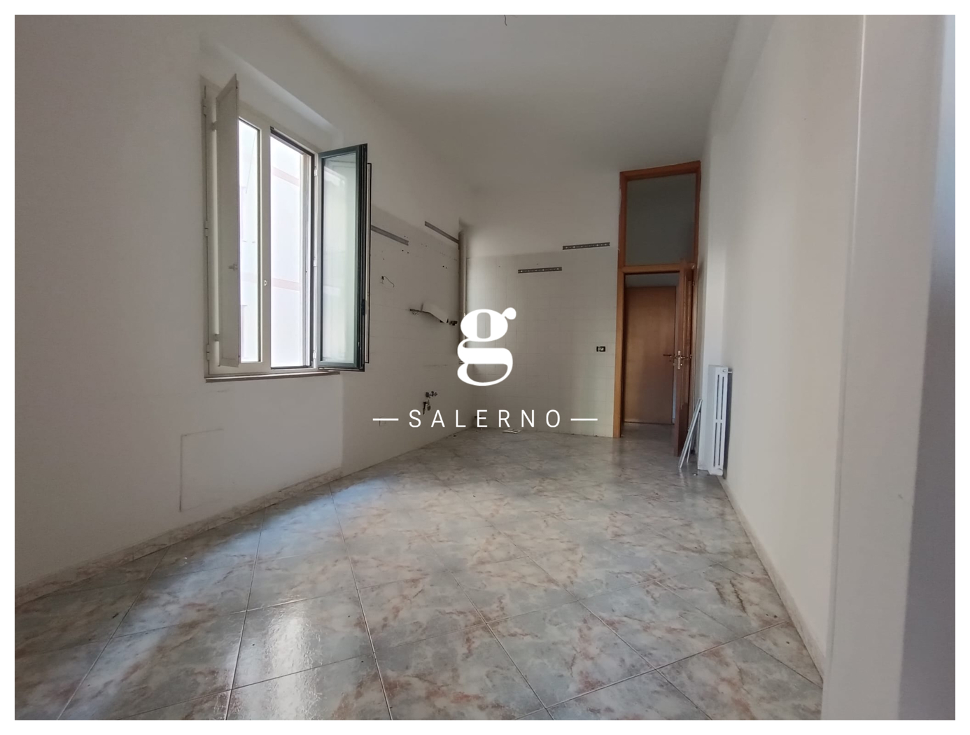 Quadrilocale in vendita a Salerno