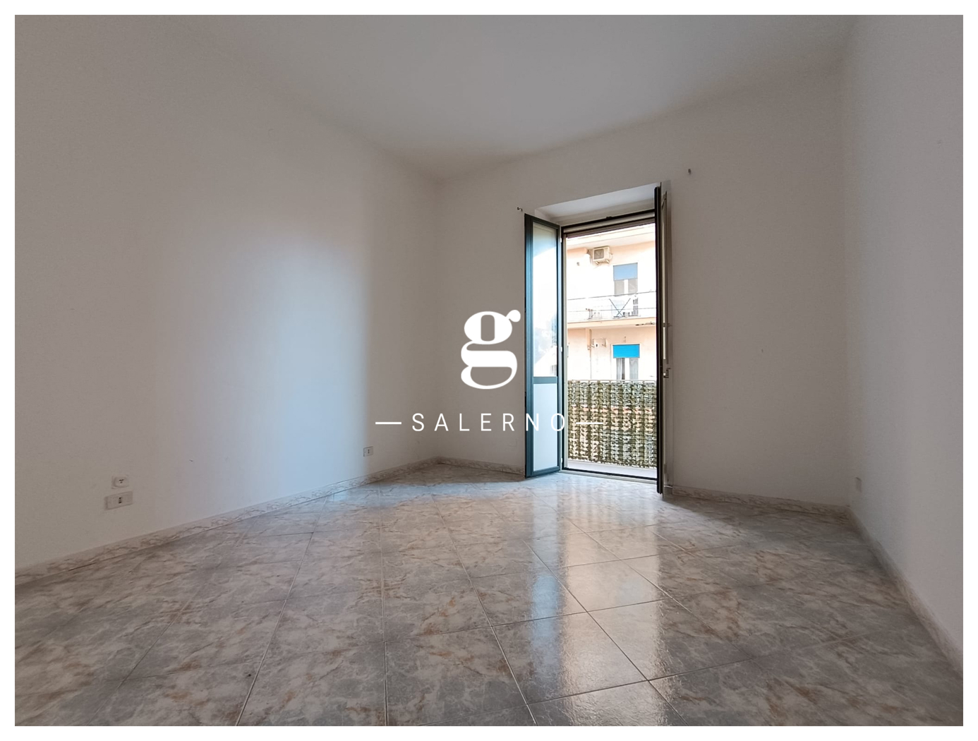 Quadrilocale in vendita a Salerno