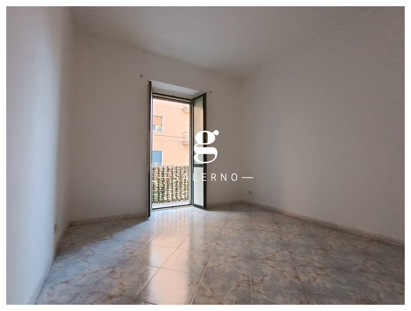 Quadrilocale in vendita a Salerno