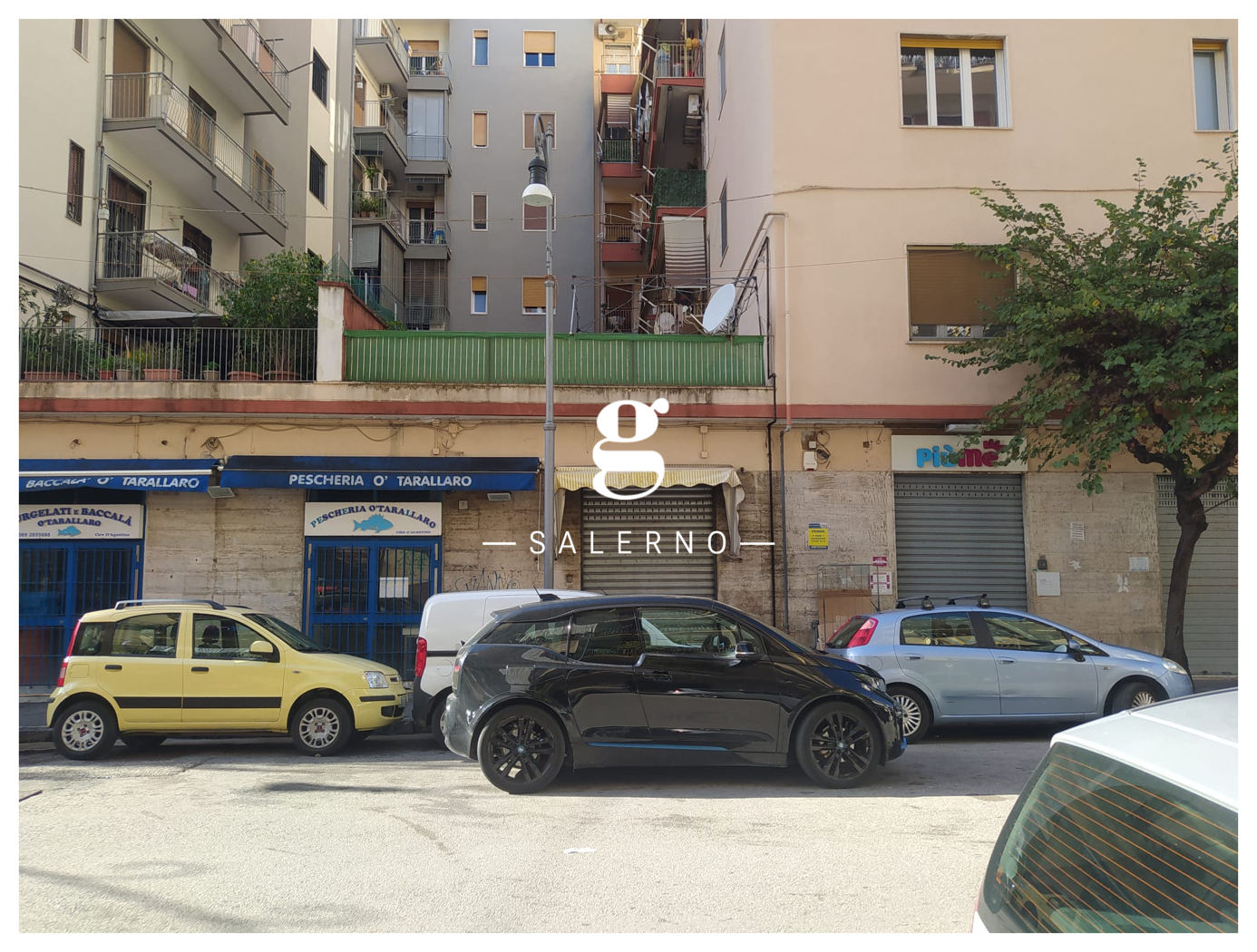 Negozio in affitto a Salerno