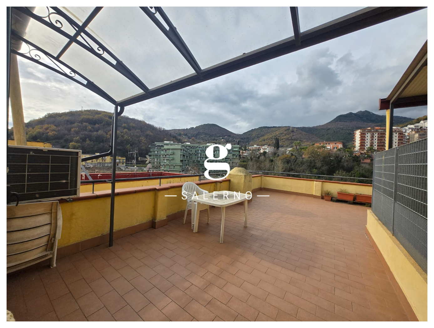 Bilocale arredato in affitto a Salerno