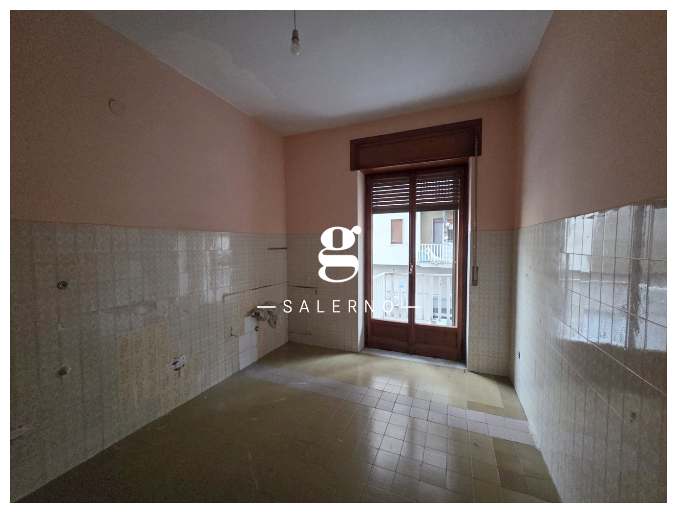 Quadrilocale in affitto a Salerno