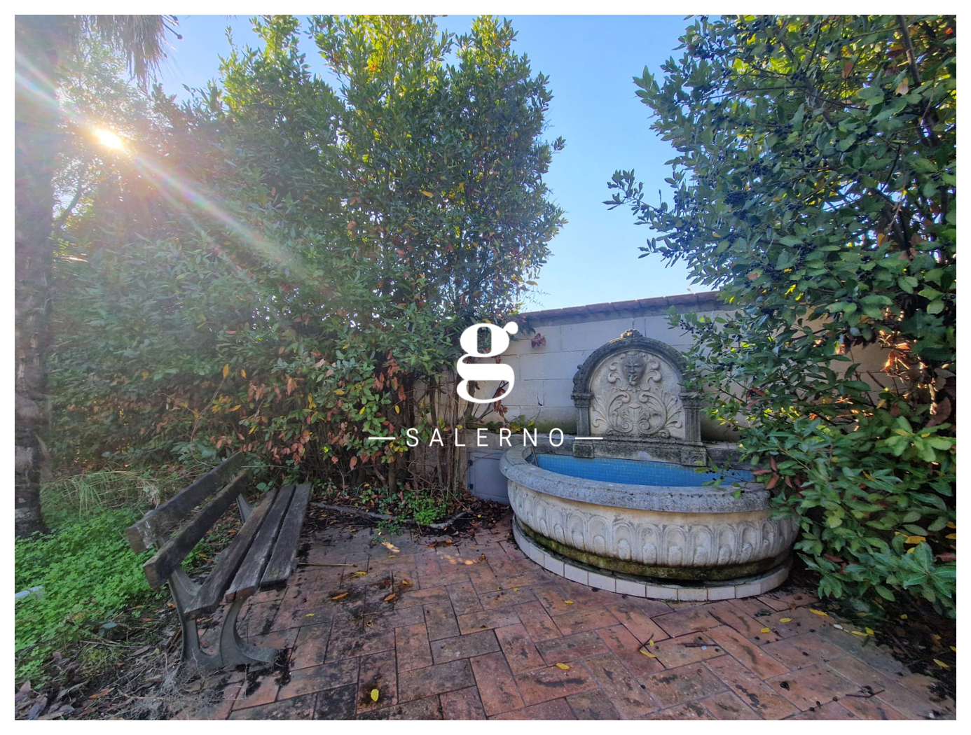 Villa Bifamiliare con giardino a Salerno