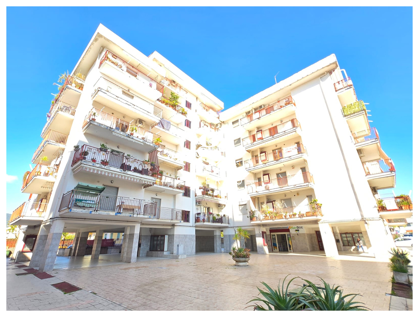 Appartamento con box doppio a Pontecagnano Faiano