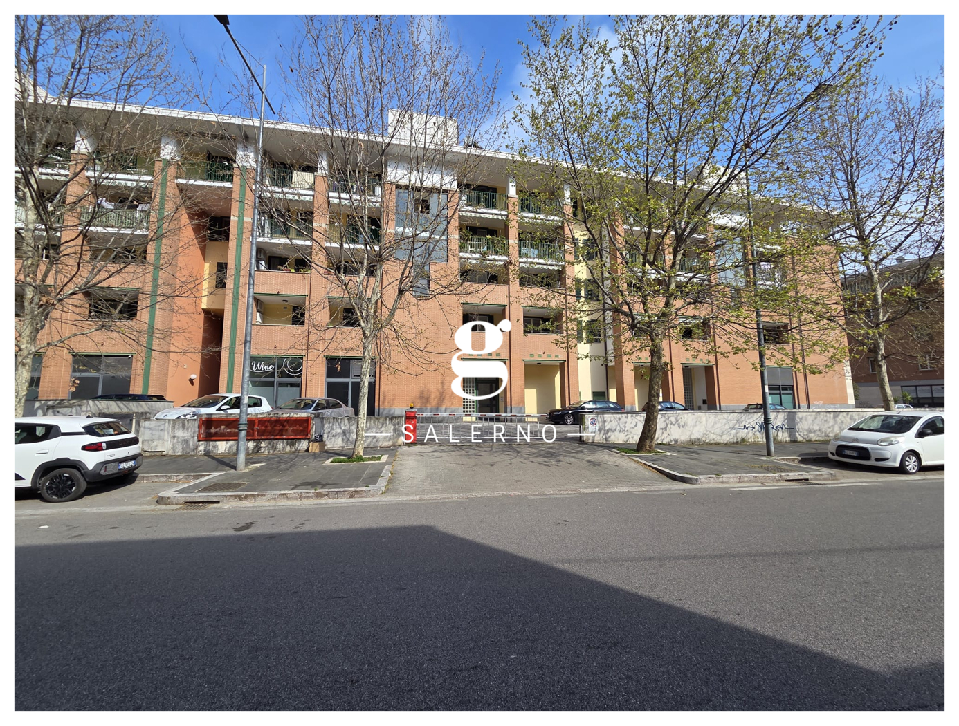 Box/Garage 19mq in vendita a Salerno