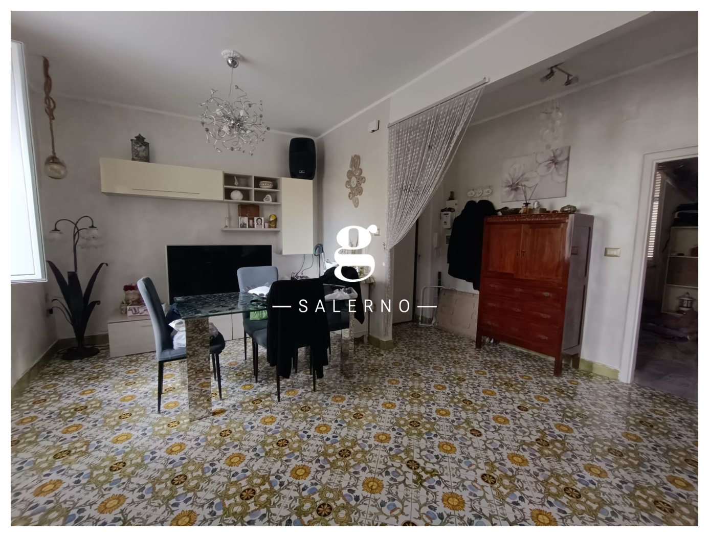 Trilocale ristrutturato a Salerno