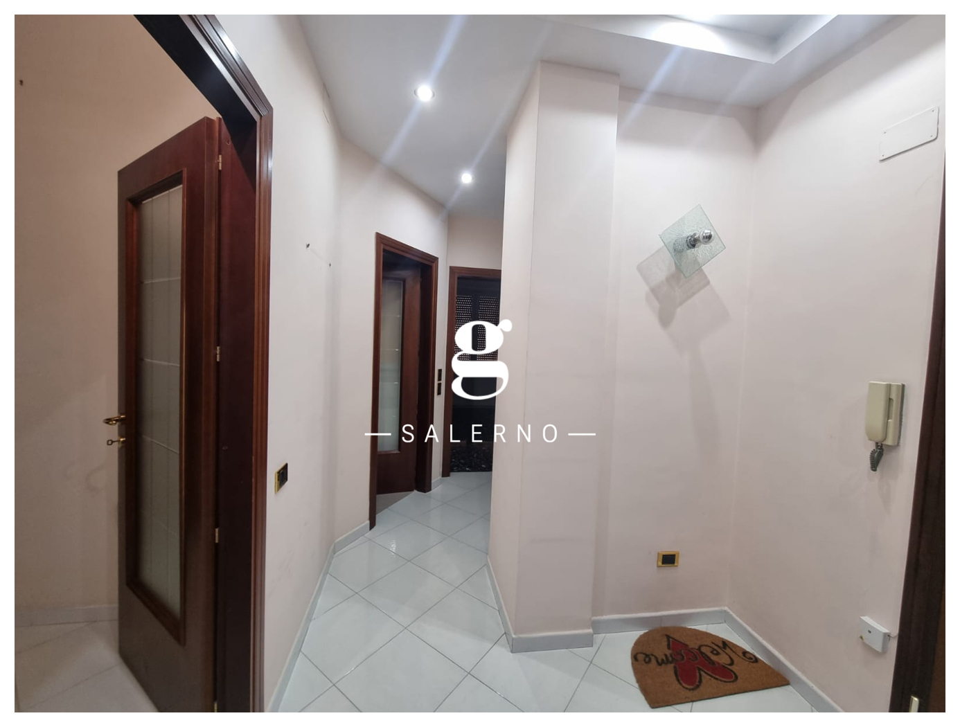 Trilocale ristrutturato a Salerno