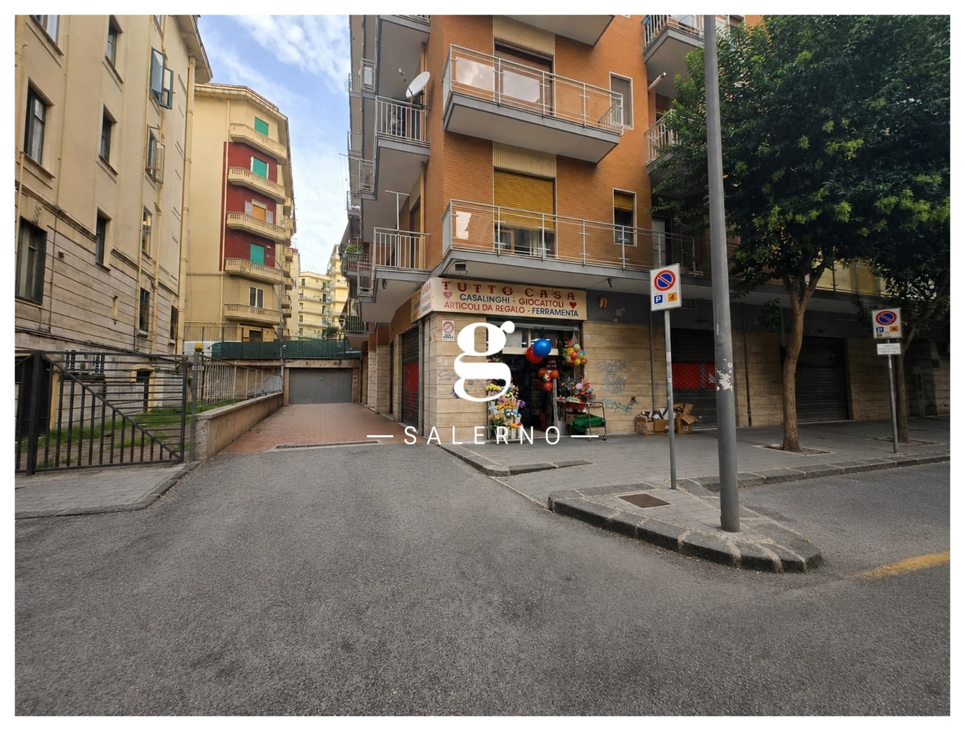 Box/Garage 55mq in vendita a Salerno