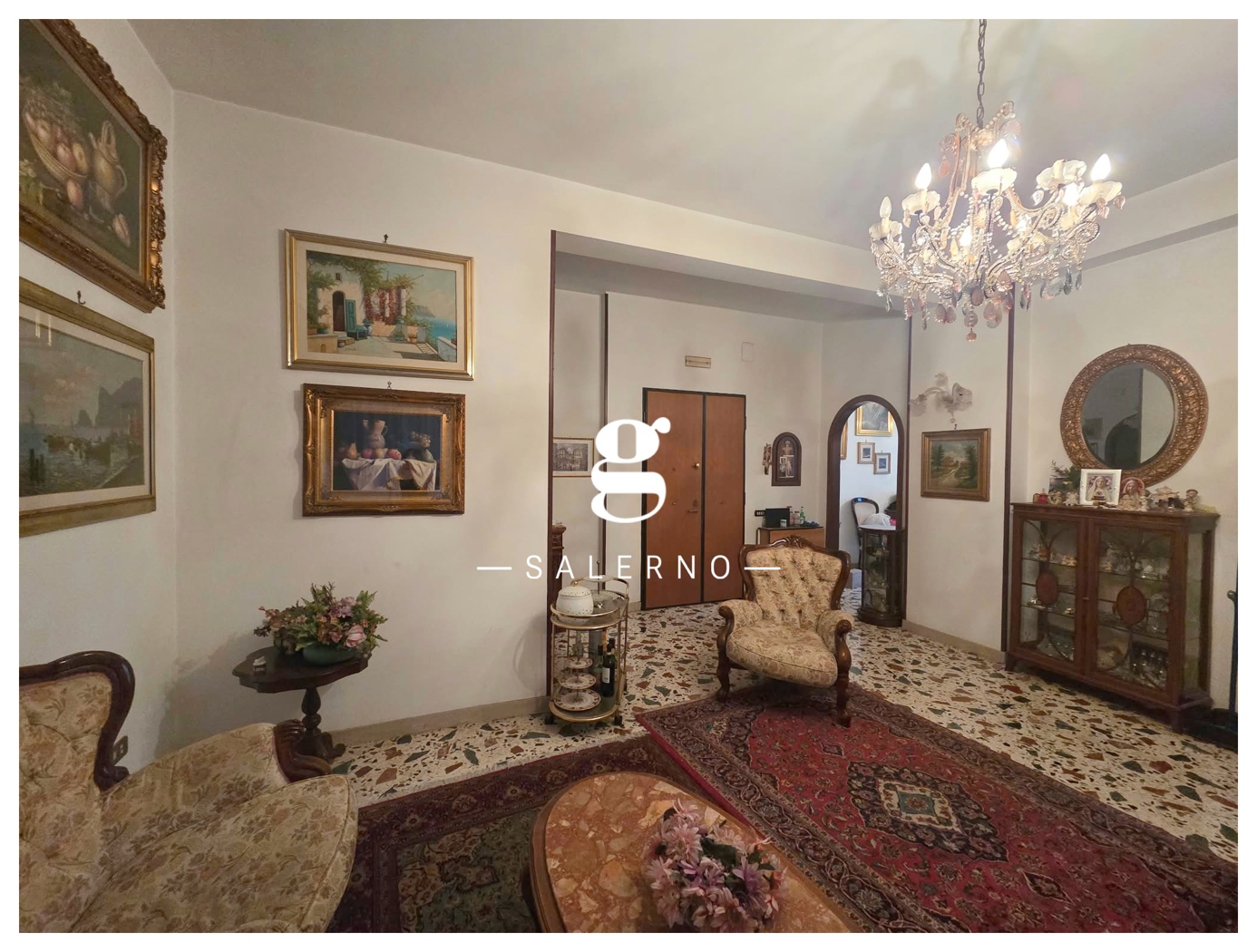 Quadrilocale da ristrutturare a Salerno
