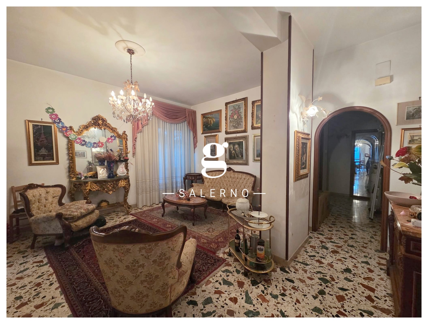 Quadrilocale da ristrutturare a Salerno
