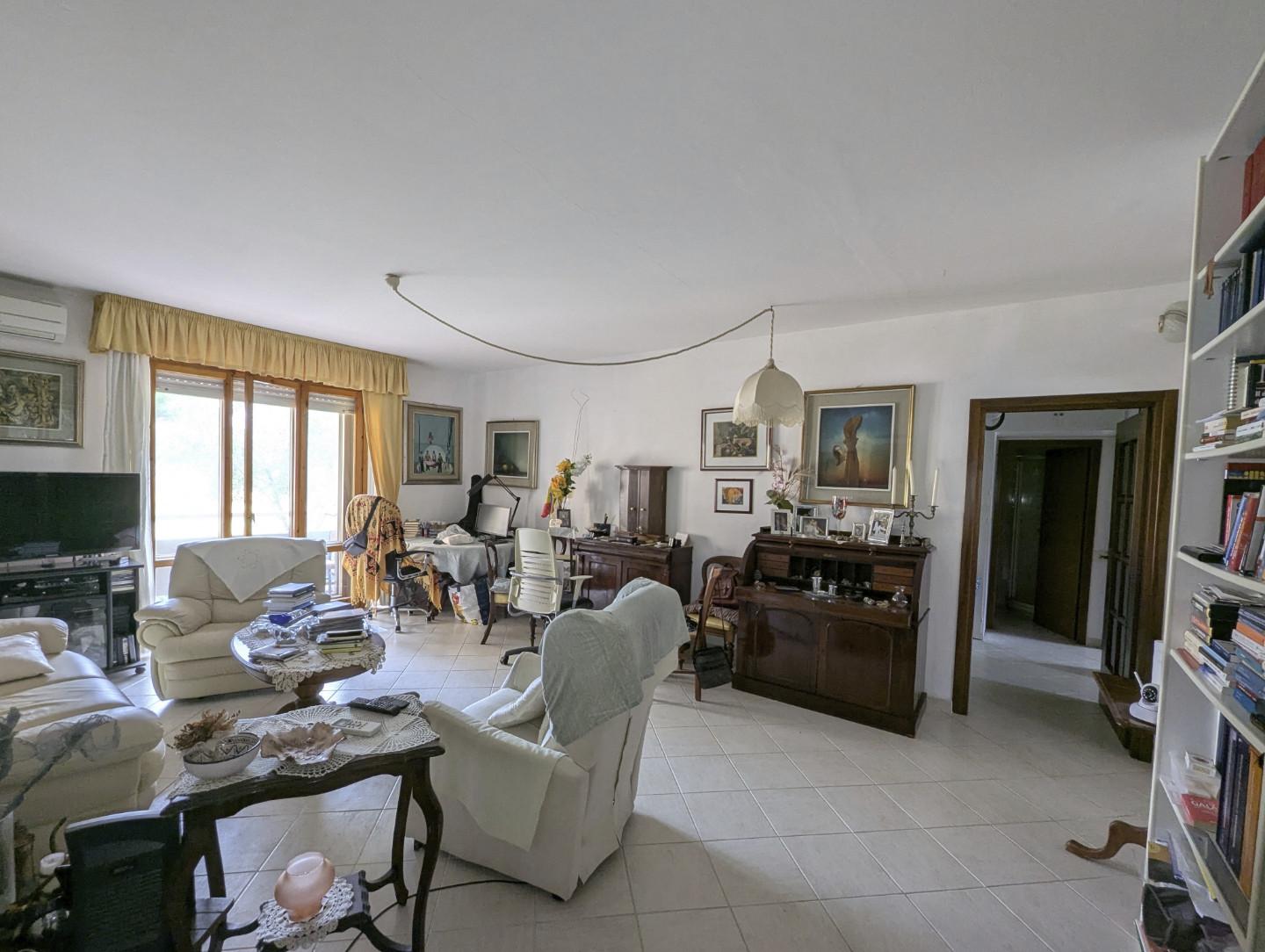 Quadrilocale ristrutturato, Grosseto sugherella