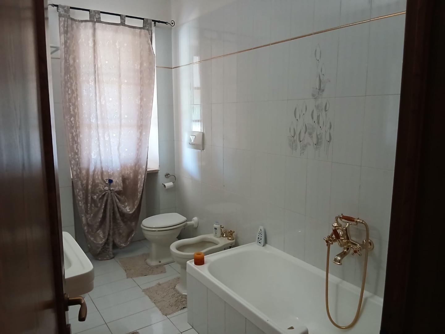 Rustico con giardino a Cinigiano